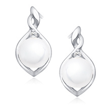 Silver (925) earrings white pearl and zirconia