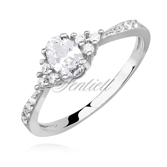 Silver (925) ring with white zirconia