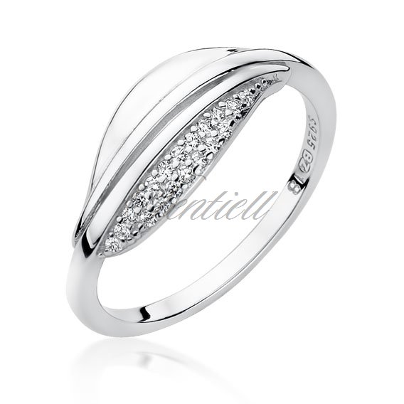 Silver (925) ring with white zirconias