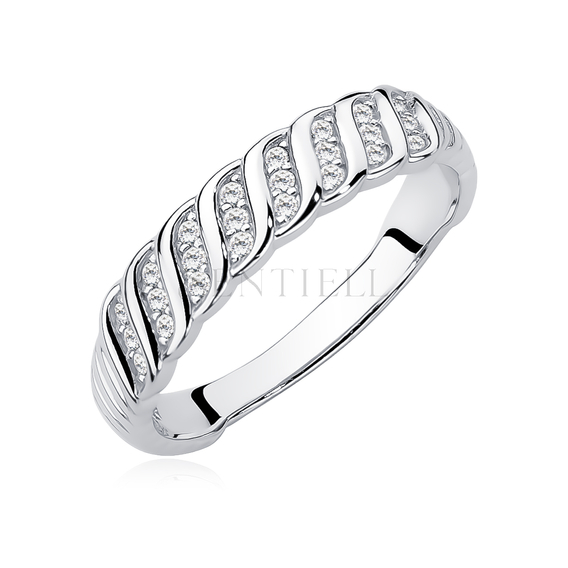 Silver (925) ring with zirconia