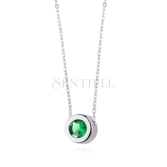 Silver (925) necklace with round pendant and emerald zirconia