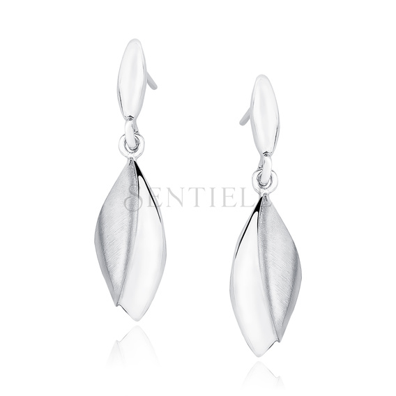 Silver (925) elegant earrings