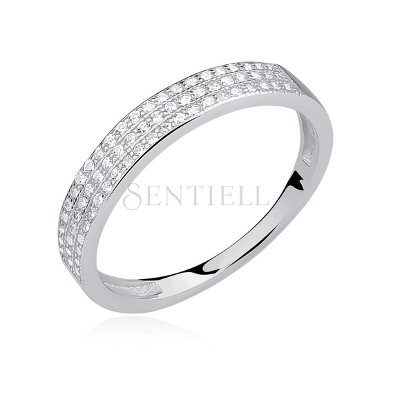 Silver (925) ring with white zirconia