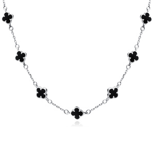 Silver (925) necklace with black onyx - quatrefoil