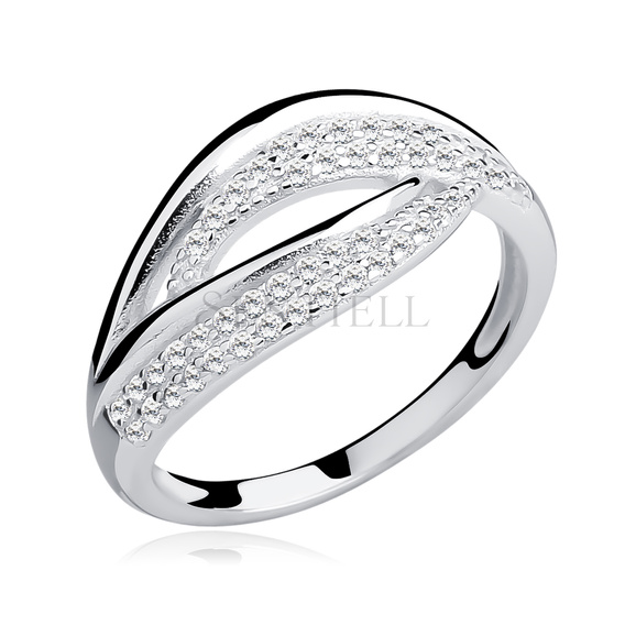 Silver (925) ring with white zirconia