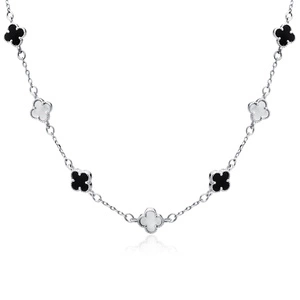 Silver (925) necklace with black onyx and mother of pearl - quatrefoil