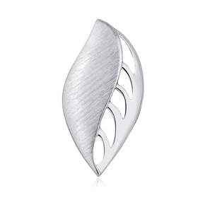 Silver (925) elegant pendant - leaf