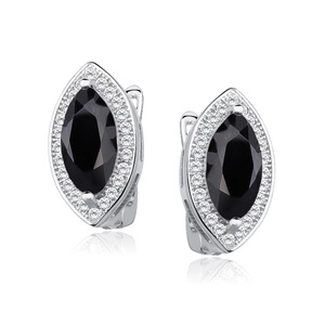 Silver (925) earrings with black zirconia